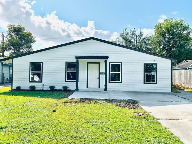 7410 Lakehurst Dr — Greenway Park Sec 01