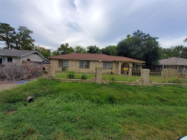 6953 Jay St — Wesley Place