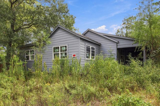 2015 Wilburforce St — Highland Heights Annex Sec 02