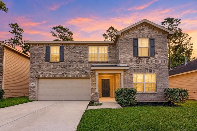 2011 Lost Timbers Dr — The Woods Of Conroe 01
