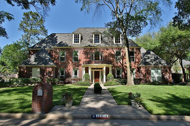 15914 Harwick Dr — Champion Forest