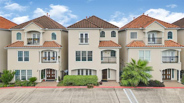 7130 Windwater Pkwy N — Windwater Village At Regency