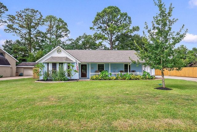 3838 Hansen Dr — Bayou Crest 4 Unrec