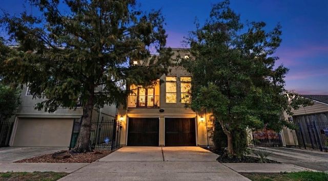 1402 Asbury St — Woodcrest