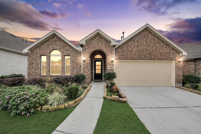 11918 Red Admiral Rd — Groves Sec 33