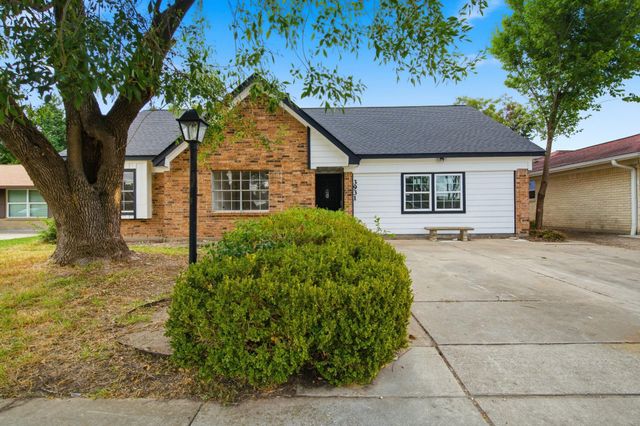 3931 Tiffany Dr — South Glen Sec 02 R/P
