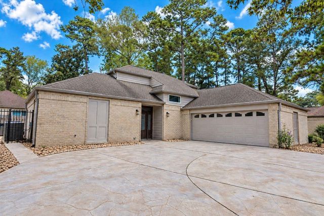 3207 Laurel Point Ct — Kingwood Lakes Village Sec 05