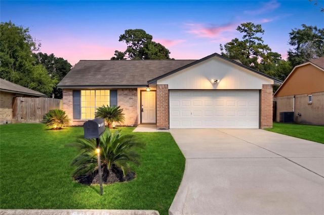 23522 Newgate Dr — Birnam Wood Sec 04