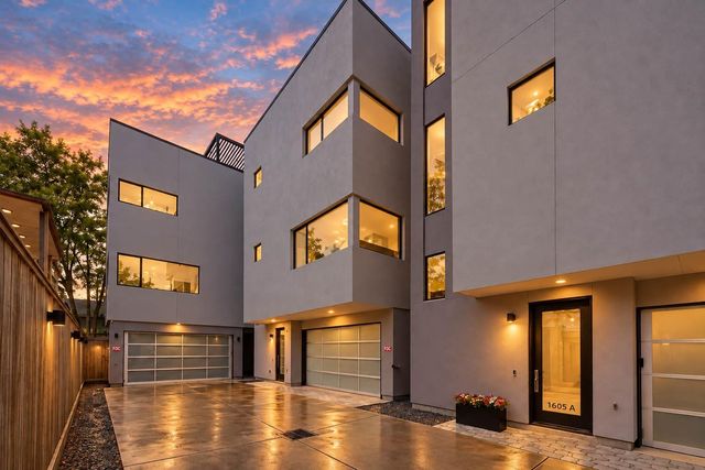 1605 Welch St B — Allegro Modern Manor