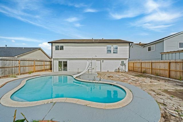 713 Sugar Hill Dr — Creekmont Sec 01