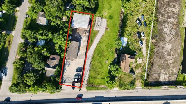 9944 E Hardy Rd — Wellington Place