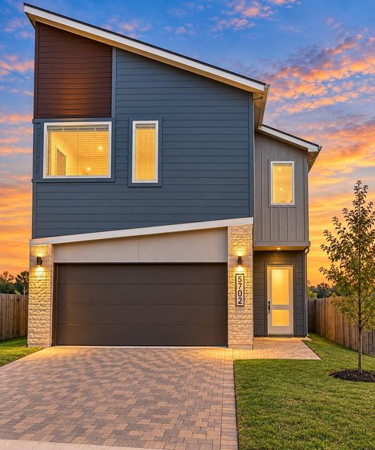 5702 Rucio Ln — Rio Amd #1