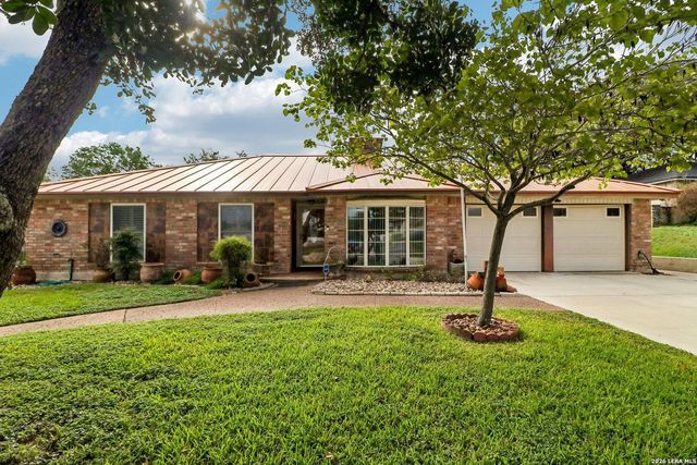 102 Meadowland — MEADOW OAKS