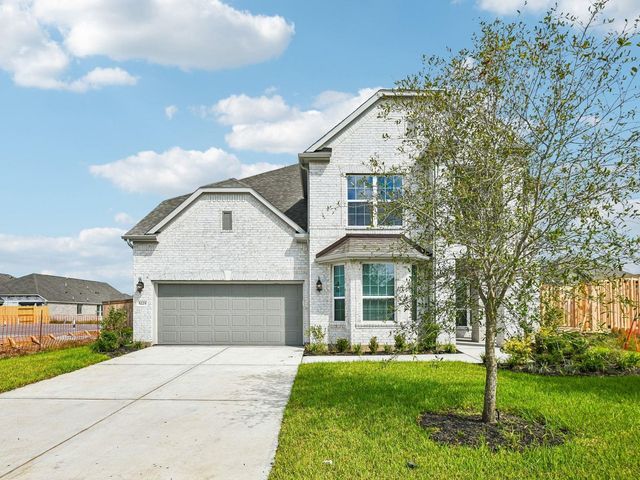 5225 Great Oaks Dr — Massey Oaks