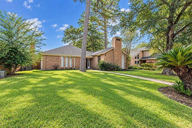5895 Southern Hills Dr — Page Benjamin