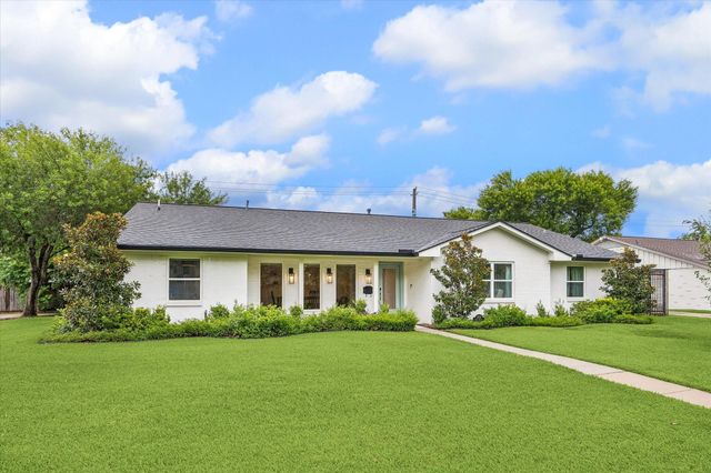 2503 Stoney Brook Dr — Briarbend