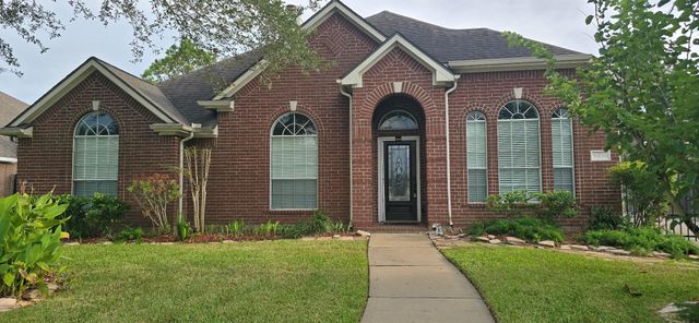 9406 Sunlake Dr — Sunrise Lakes