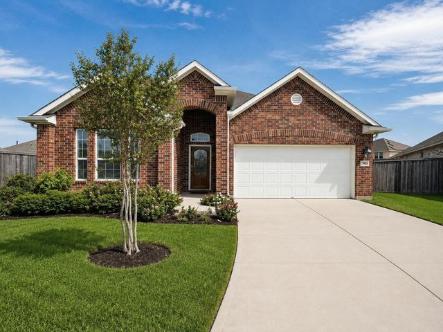 1902 Willow Ridge Ln — Willow Creek Farms II