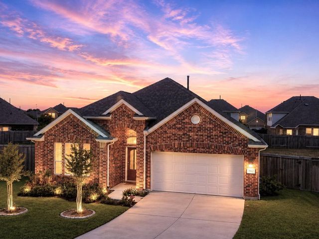 1902 Willow Ridge Ln — Willow Creek Farms II