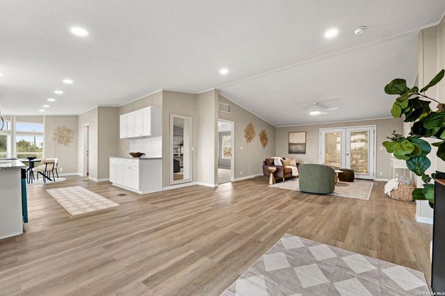 440 SHADOW MOUNTAIN RD — OAKLAND ESTATES
