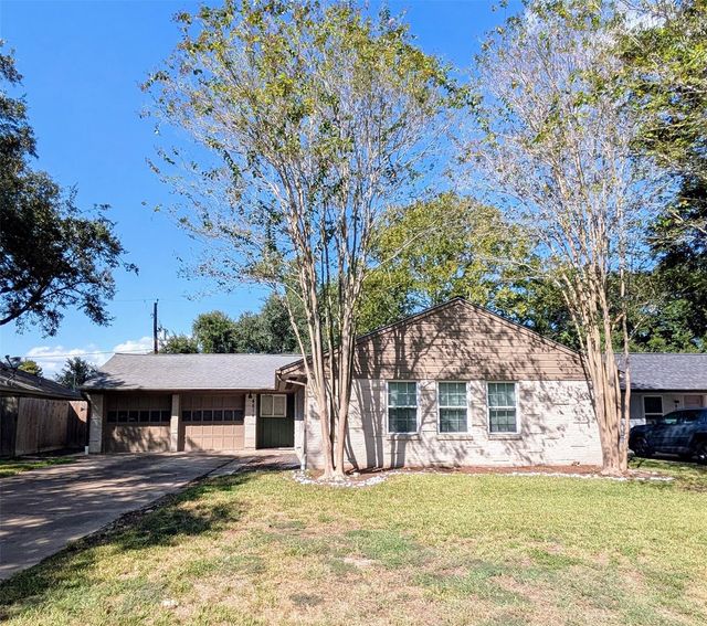 4514 Benning Dr — Post Oak Manor Sec 02