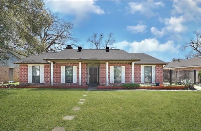 11807 Stroud Dr — Bellaire West Sec 02