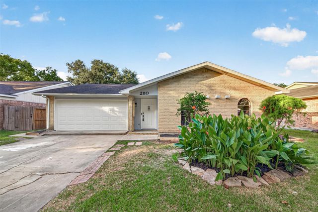 2110 Mustang Springs Dr — Quail Valley East Sec 4
