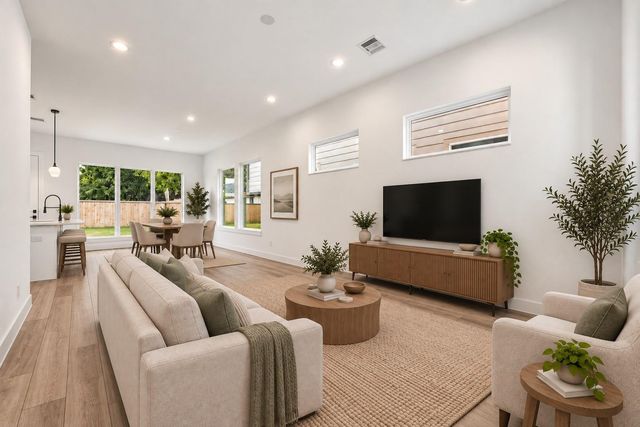 6415 Goforth St — Foster Vista