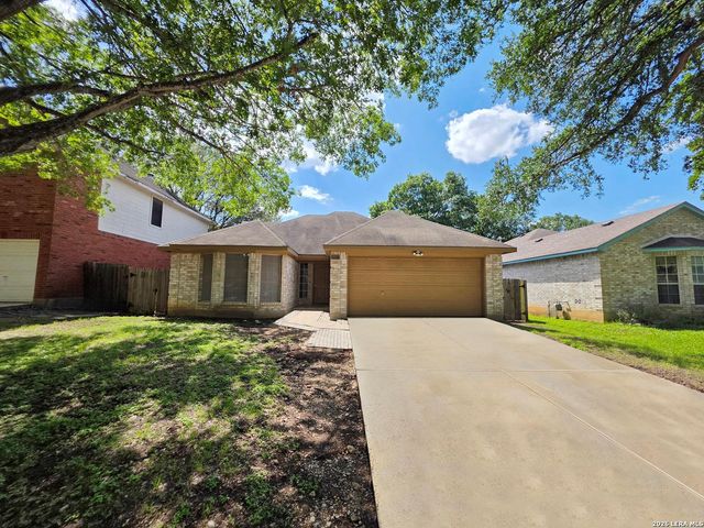 8423 Branch Hollow — HERITAGE HILLS
