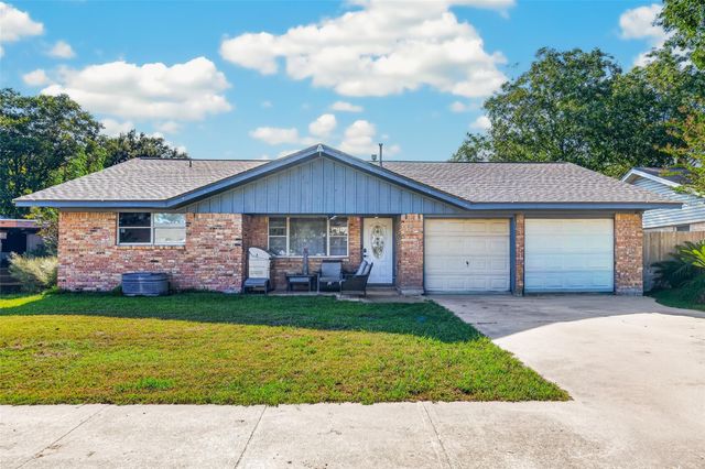 2230 Woodwind Way — Bayou Brae Sec 2
