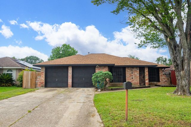 1918 Deerhurst Ln — Heather Glen Sec 03