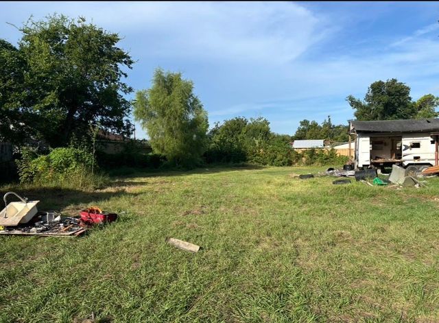 5502 Apala Dr — Parkwood Estates Sec 01