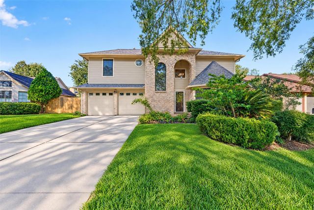 2906 Pioneer Pass — Lakefield Sec 1