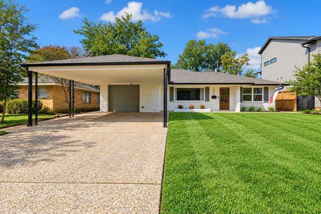 2018 Libbey Dr — Oak Forest