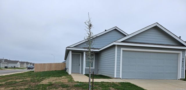 5911 COAHULIA RDG — NAVARRO RANCH