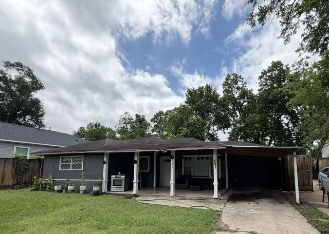 247 Hohldale St — Hohl Wood