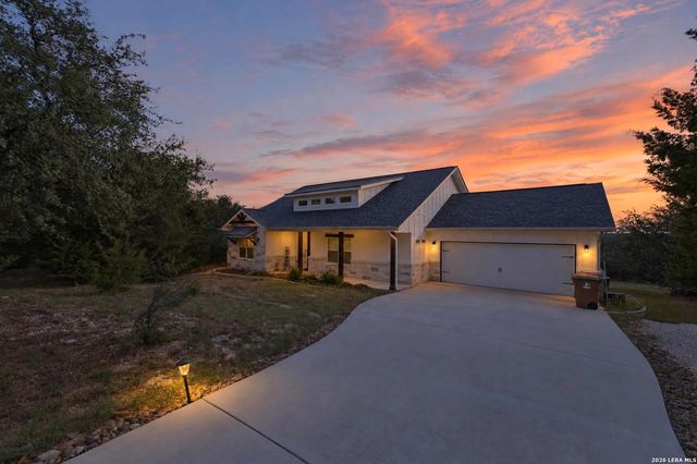 1091 Ewing Ct — DEVIL'S BACKBONE HEIGHTS