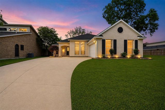 10707 Crestfield Ct — Norchester South