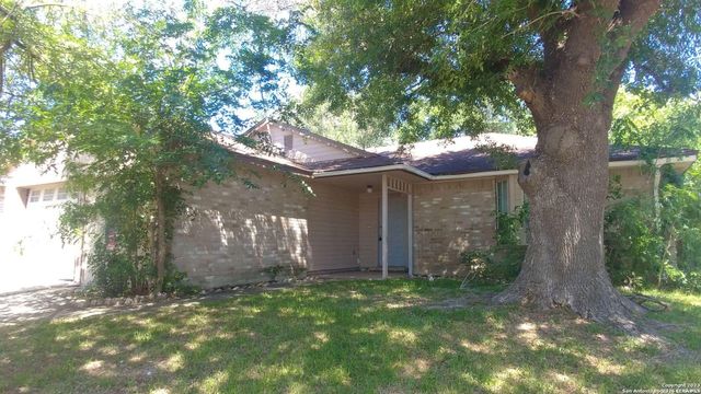 8131 Forest Dawn — WOODCREST