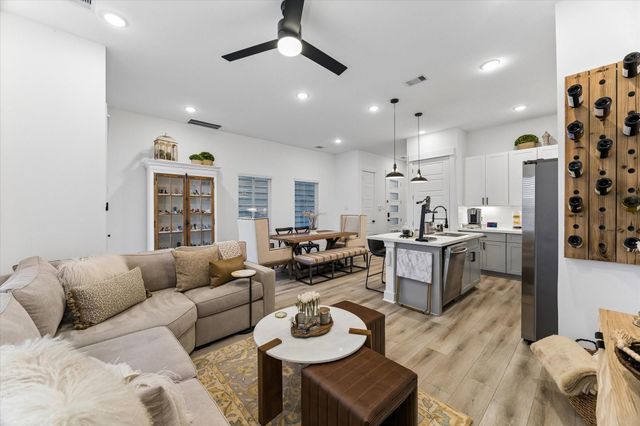 3012 Jensen Springs Ln — Jensen Lndg