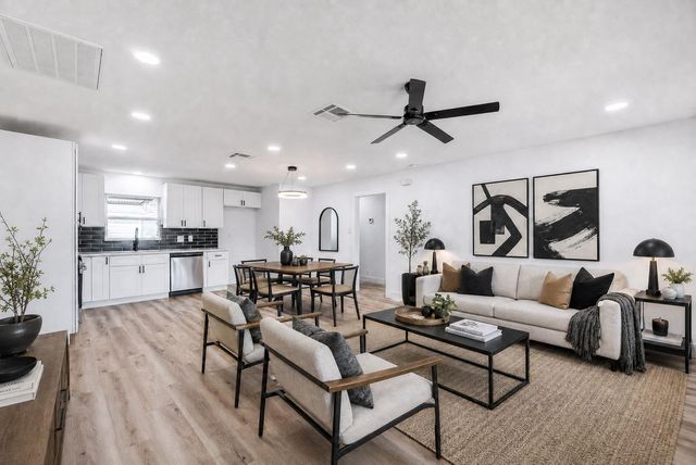 8658 Sonneville Dr — Langwood Sec 02