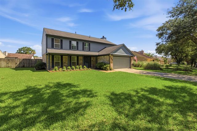 3226 Lakefield Way — Lakefield Sec 1