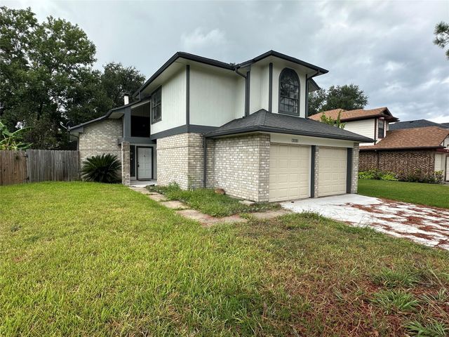 9302 Spindlewood Dr — Keegans Wood