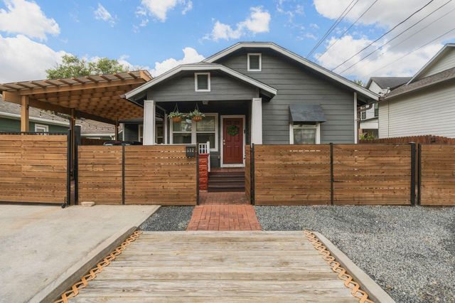 614 Coronado St — Brooke Smith