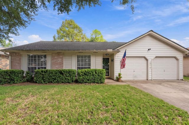 6919 Grant Dr — Tara Sec 3