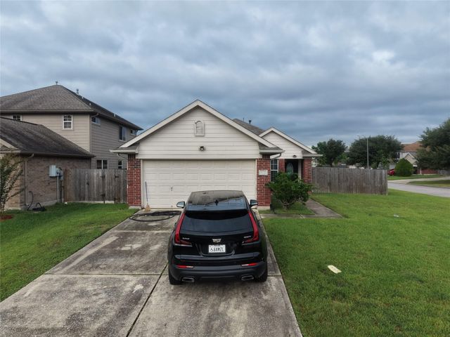 9523 Deep Valley Dr — STONEFIELD MANOR