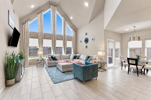 1719 Country Air Ln — Sienna Plantation
