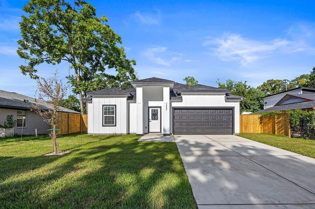 10426 Royal Oaks Dr — FONTAINE PLACE SEC 6
