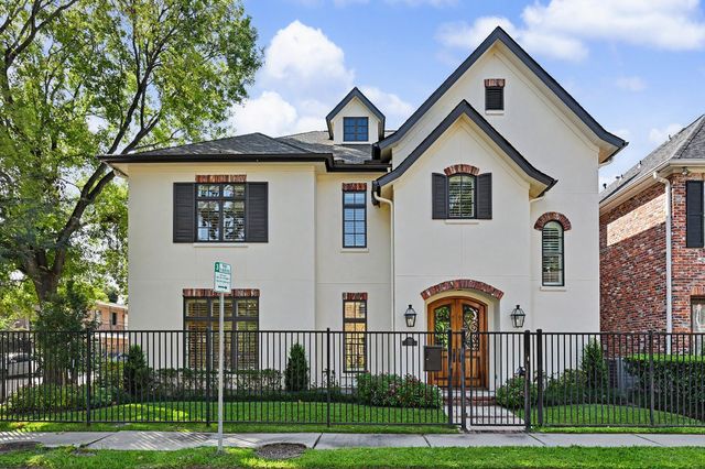 1201 Barkdull St — Barkdull Street Manor