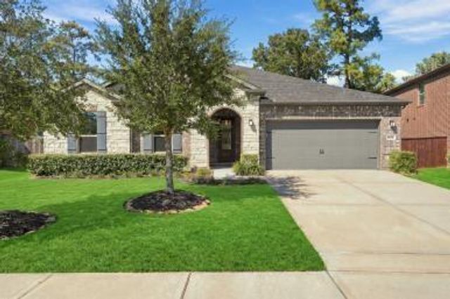 10735 Soaring Legend Ln — Villages at Tour 18